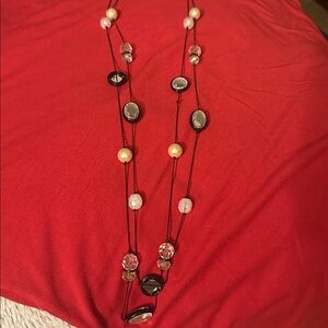 Elegant Black and Gold Women's Necklace